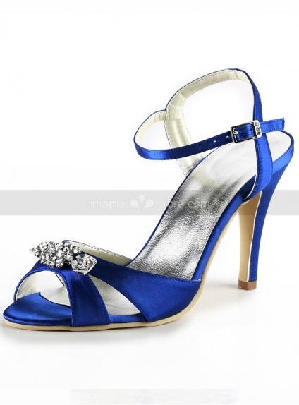 Sandali eleganti blu con strass