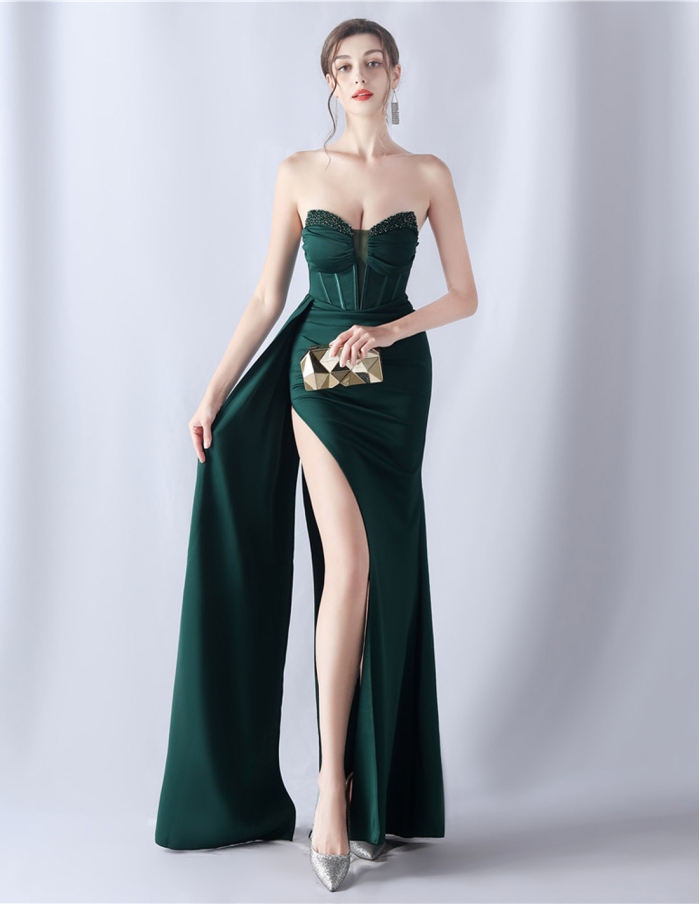 Dark green woman dress for wedding