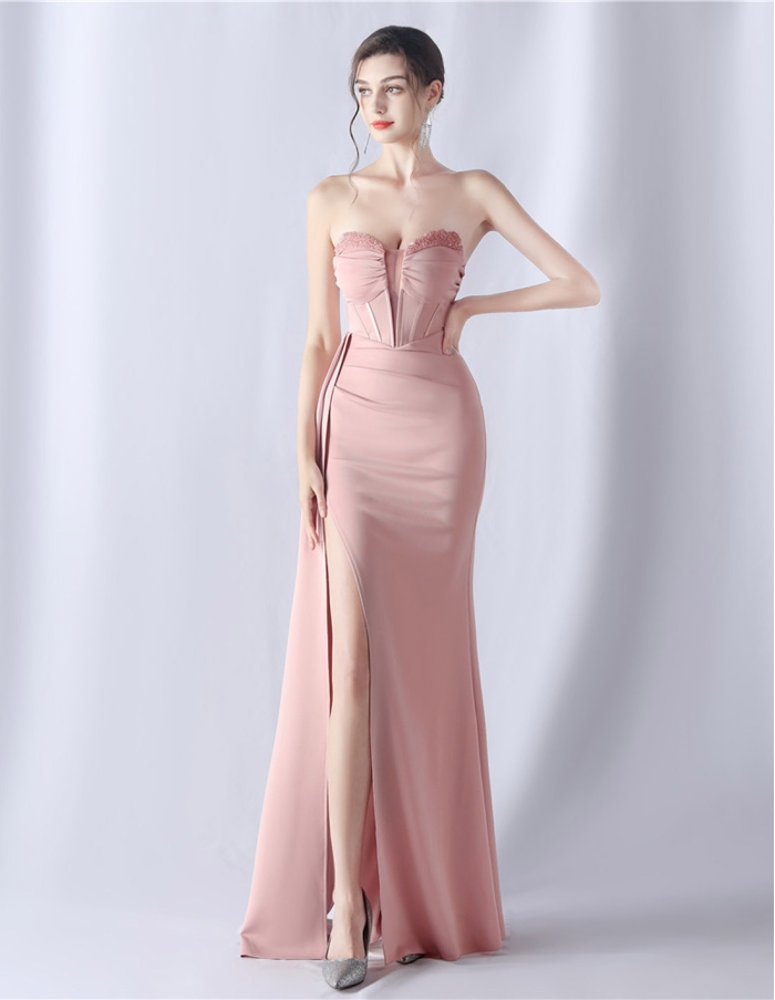 Pink woman dress for wedding